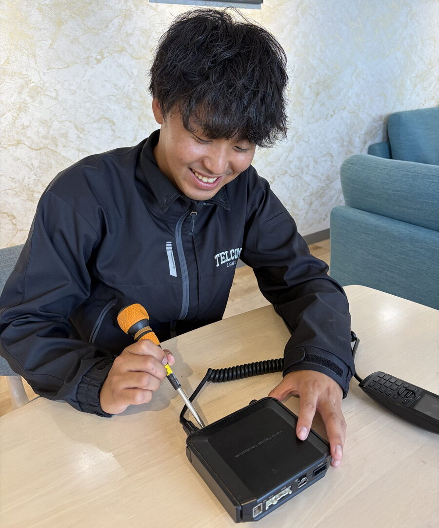仕事をするKさん